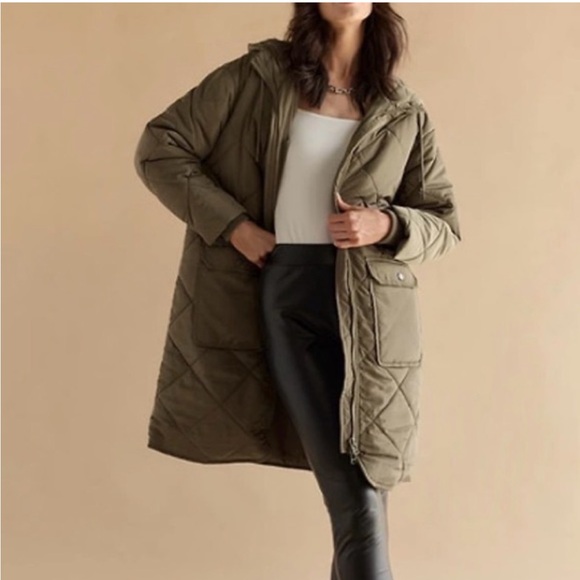 Ashley By 26 International Jackets & Blazers - Ashley By 26 International Women's Olive Quilted Puffer Jacket